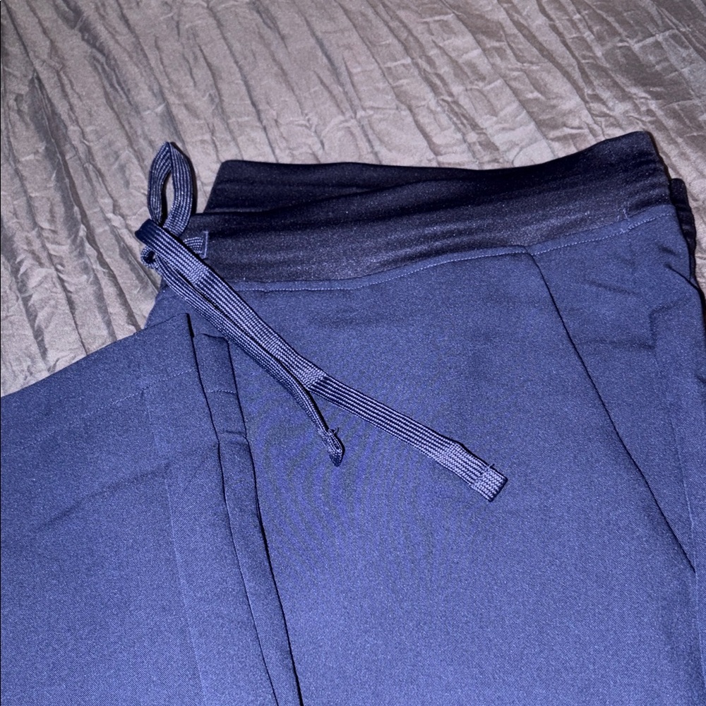 Mandala Men’s Navy Cargo Pants